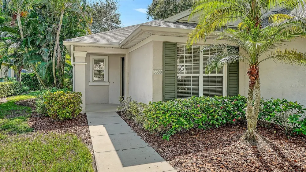 5539 SIMONTON STREET Bradenton, FL 34203