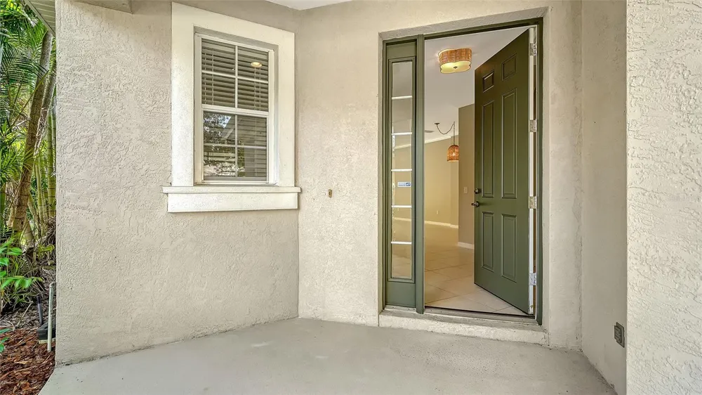 5539 SIMONTON STREET Bradenton, FL 34203