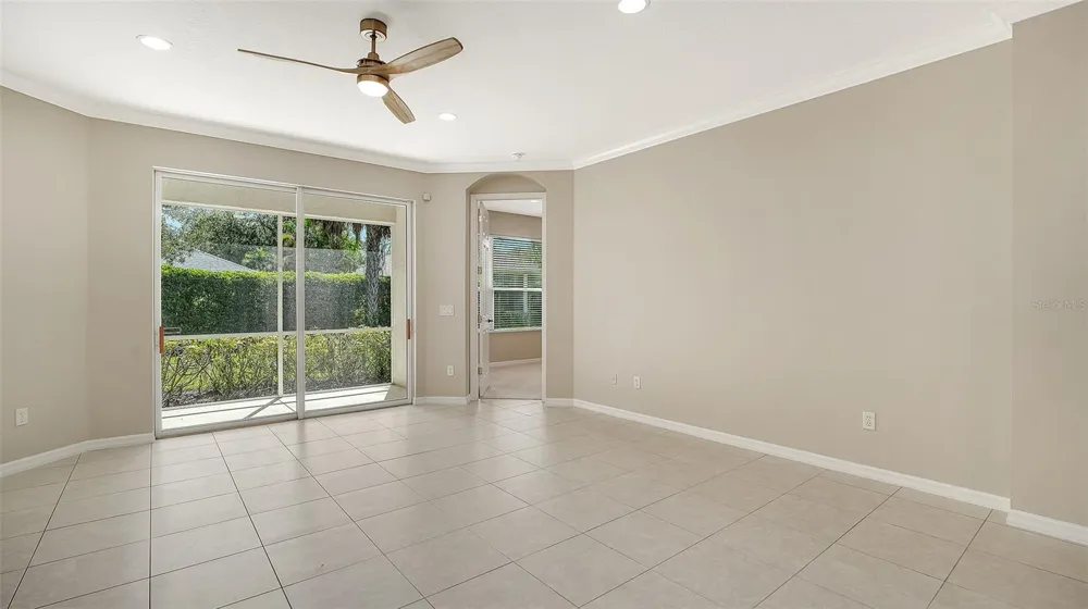 5539 SIMONTON STREET Bradenton, FL 34203