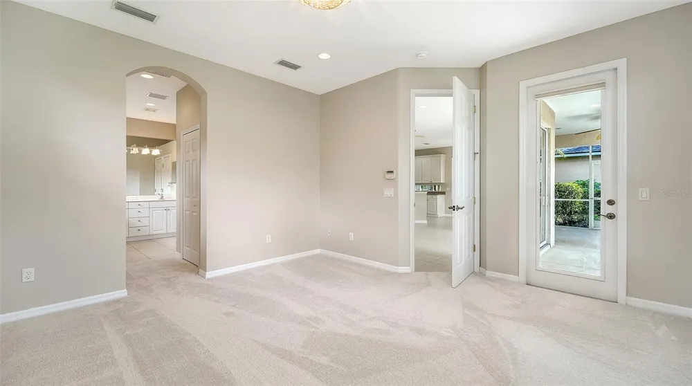 5539 SIMONTON STREET Bradenton, FL 34203