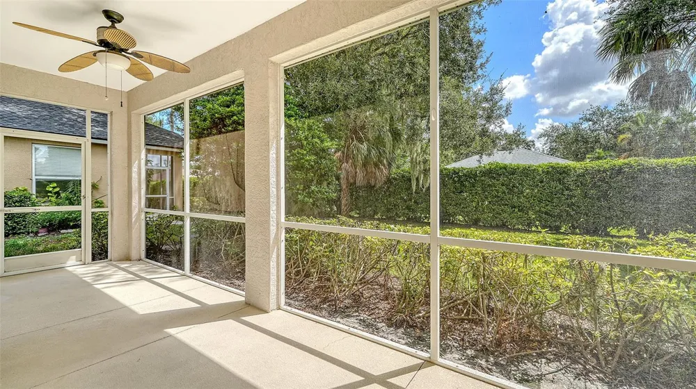 5539 SIMONTON STREET Bradenton, FL 34203