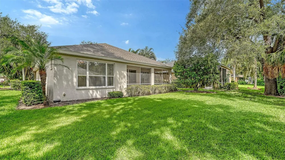 5539 SIMONTON STREET Bradenton, FL 34203