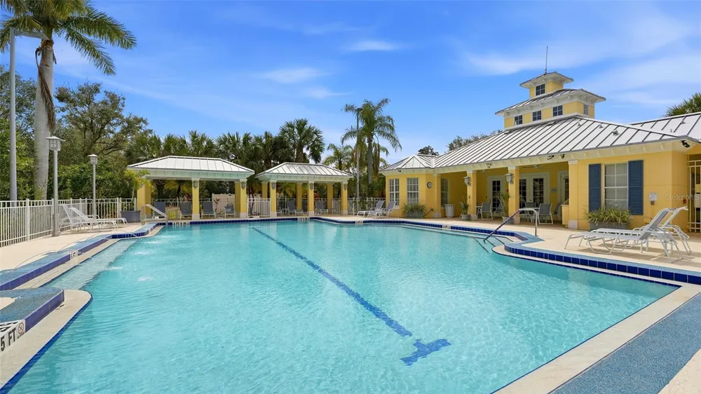5539 SIMONTON STREET Bradenton, FL 34203