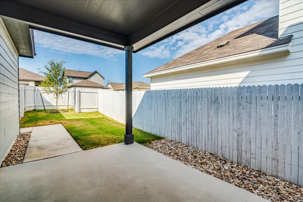 223 Rieber Road Kyle, TX 78640