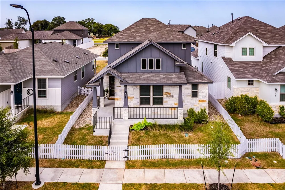 223 Rieber Road Kyle, TX 78640