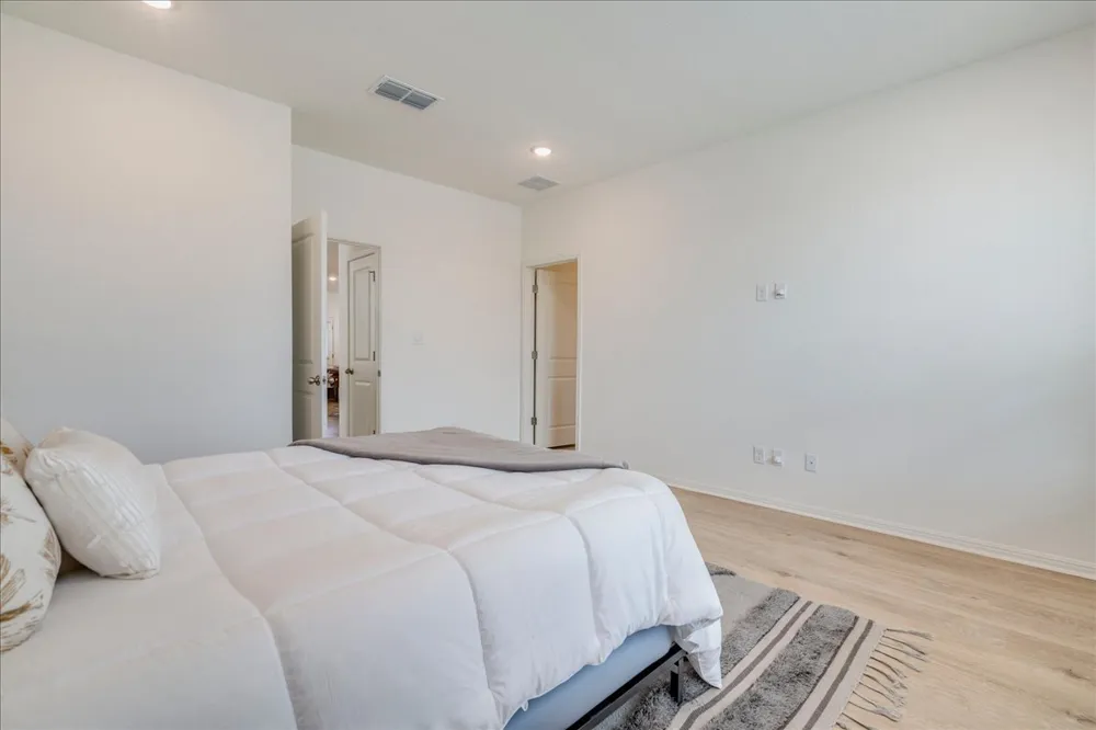 223 Rieber Road Kyle, TX 78640