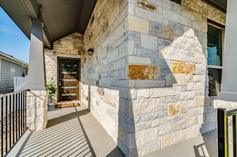 223 Rieber Road Kyle, TX 78640
