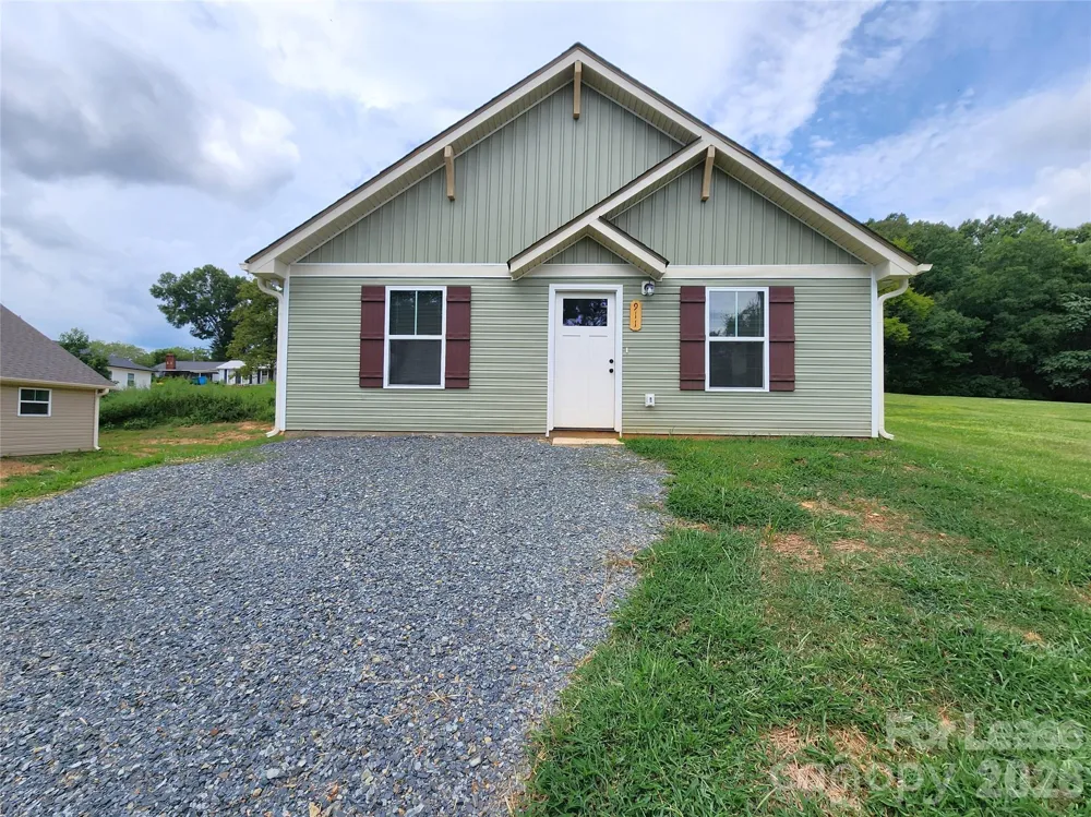 911 Hill Street Albemarle, NC 28001