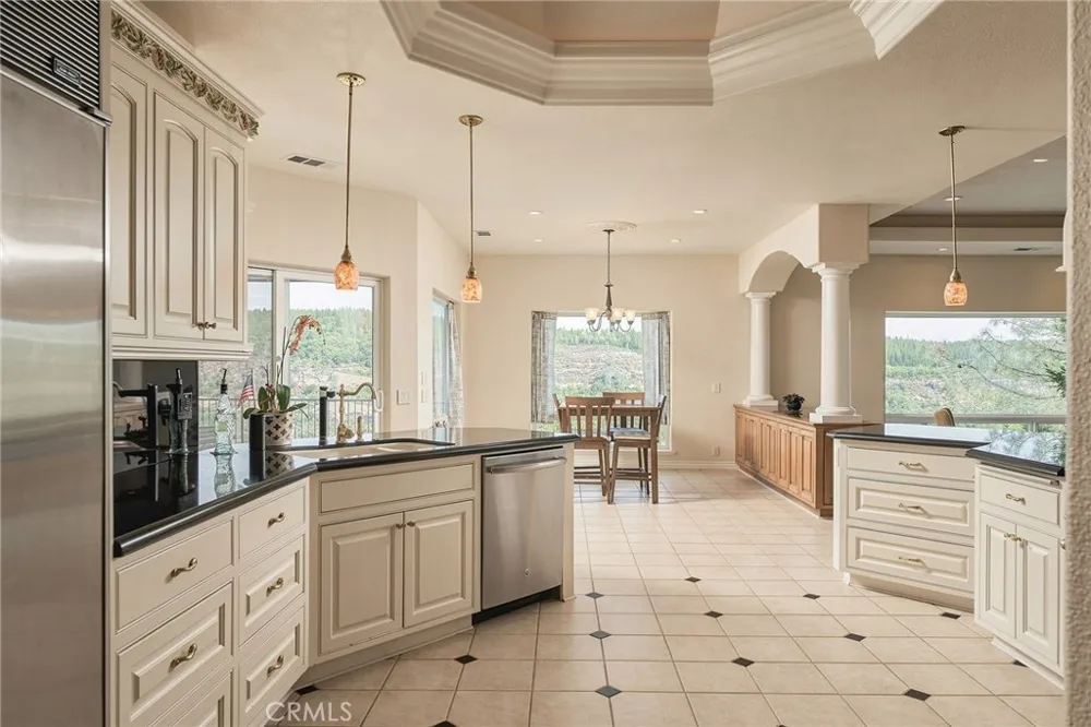 14898 Eagle Ridge Drive Forest Ranch, CA 95942