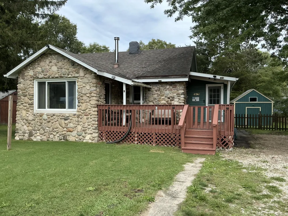 82248 45th Avenue Coloma, MI 49038