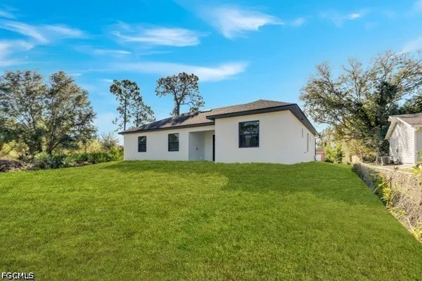 9th Street W Lehigh Acres, FL 33971
