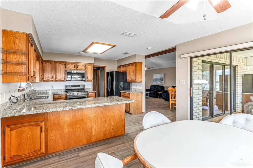 7415 Golf Drive Mission, TX 78572