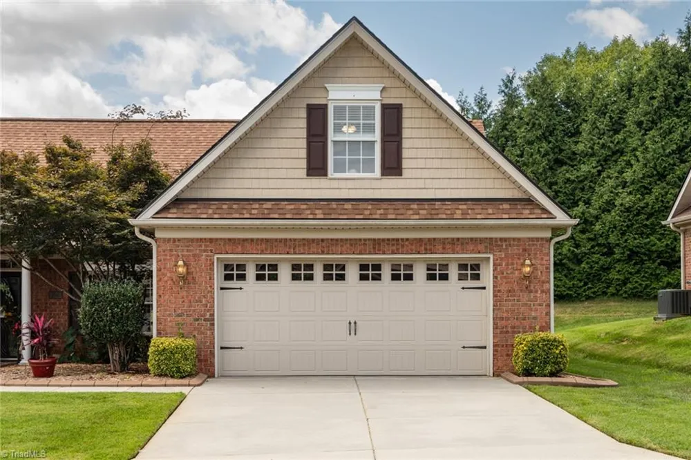 196 Freemont Drive Thomasville, NC 27360