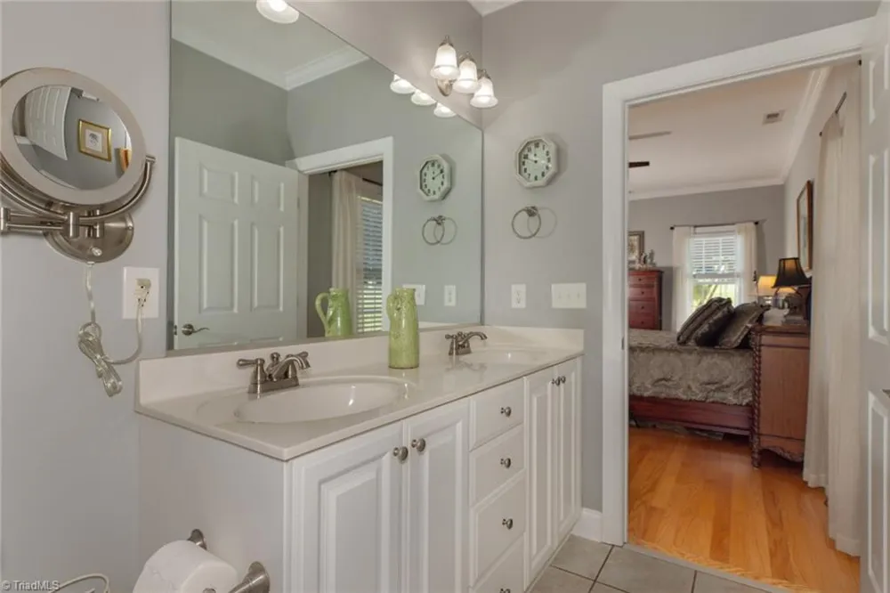 196 Freemont Drive Thomasville, NC 27360