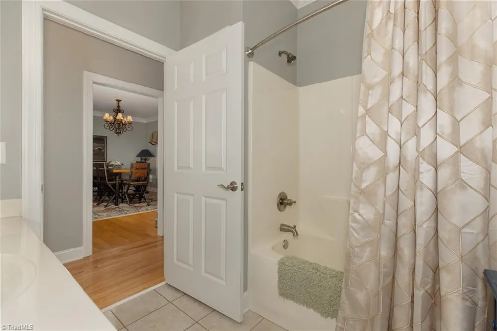 196 Freemont Drive Thomasville, NC 27360