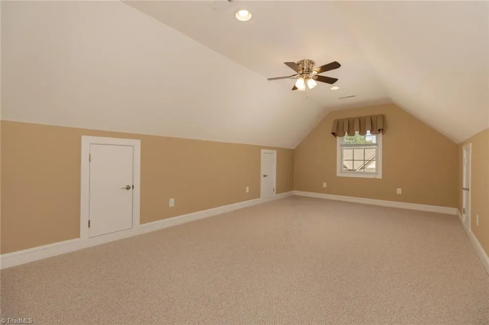 196 Freemont Drive Thomasville, NC 27360