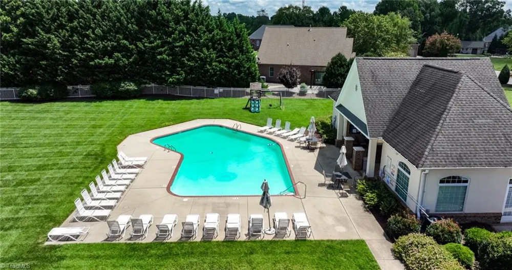 196 Freemont Drive Thomasville, NC 27360