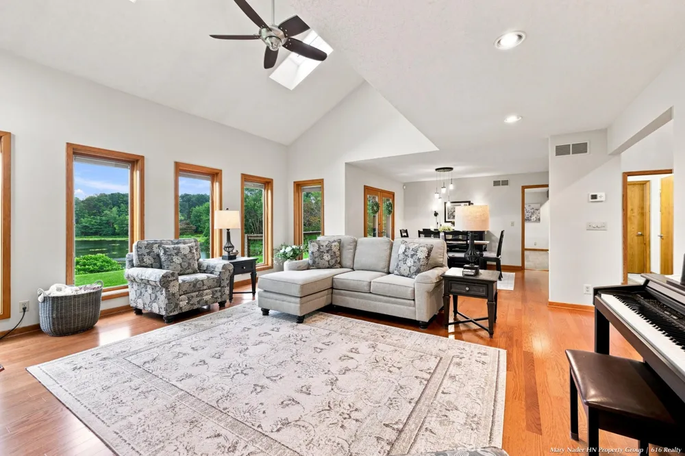 10767 Meadowbrook Court Oronoko Charter Township, MI 49103
