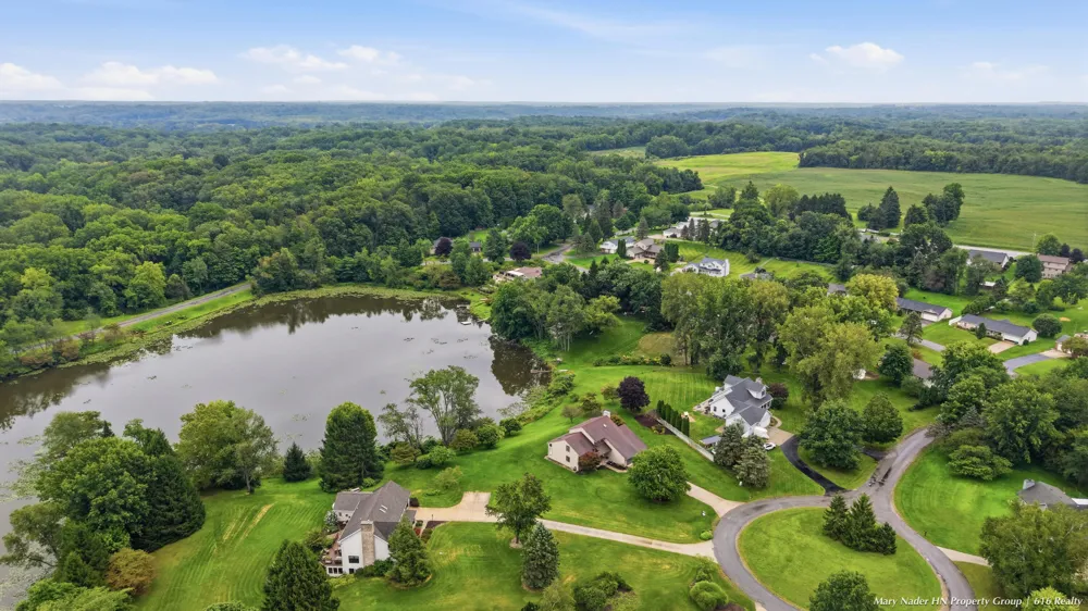10767 Meadowbrook Court Oronoko Charter Township, MI 49103