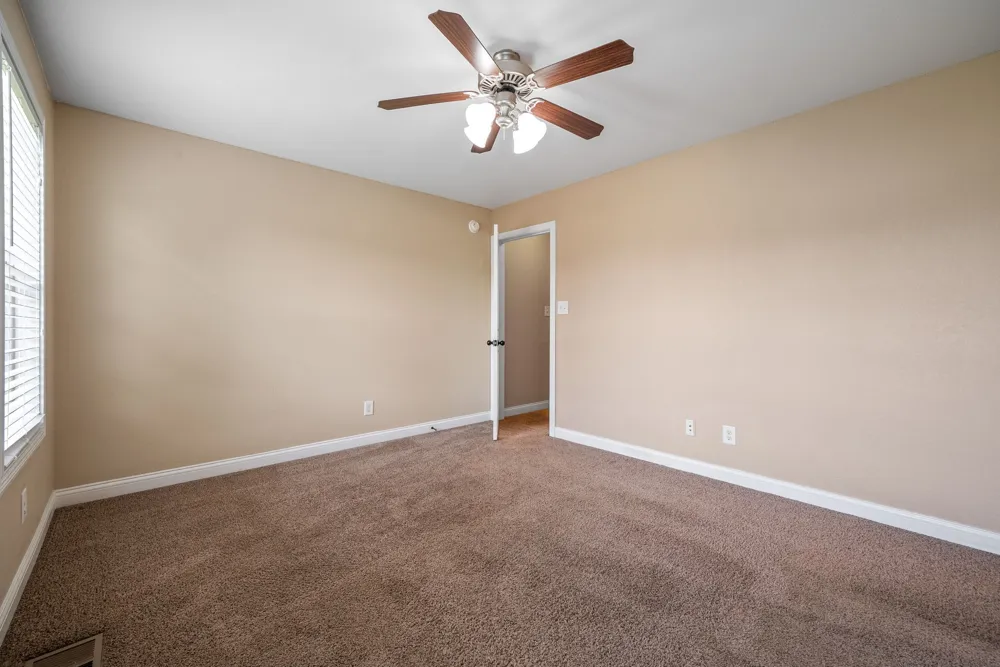 1801 Beckett Drive #B Clarksville, TN 37042
