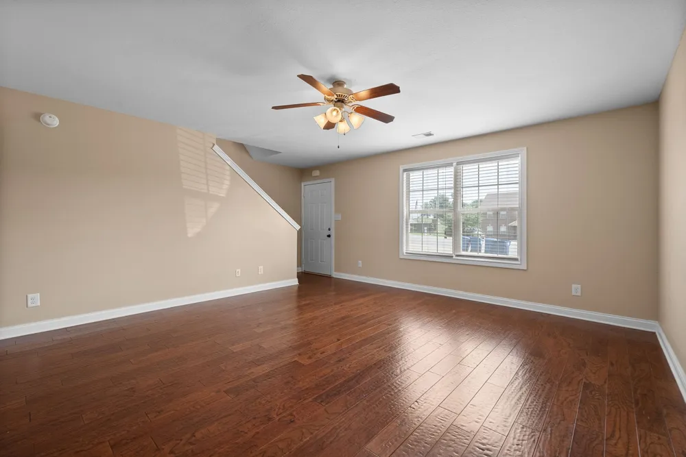1801 Beckett Drive #B Clarksville, TN 37042