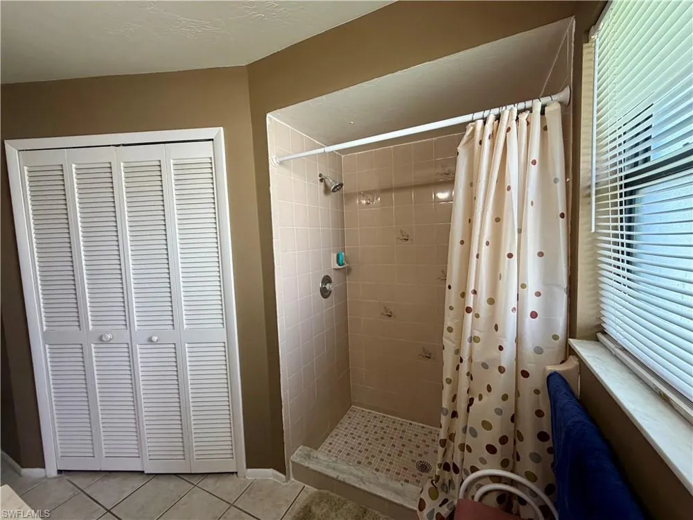 1435 SE 19th Street Cape Coral, FL 33990