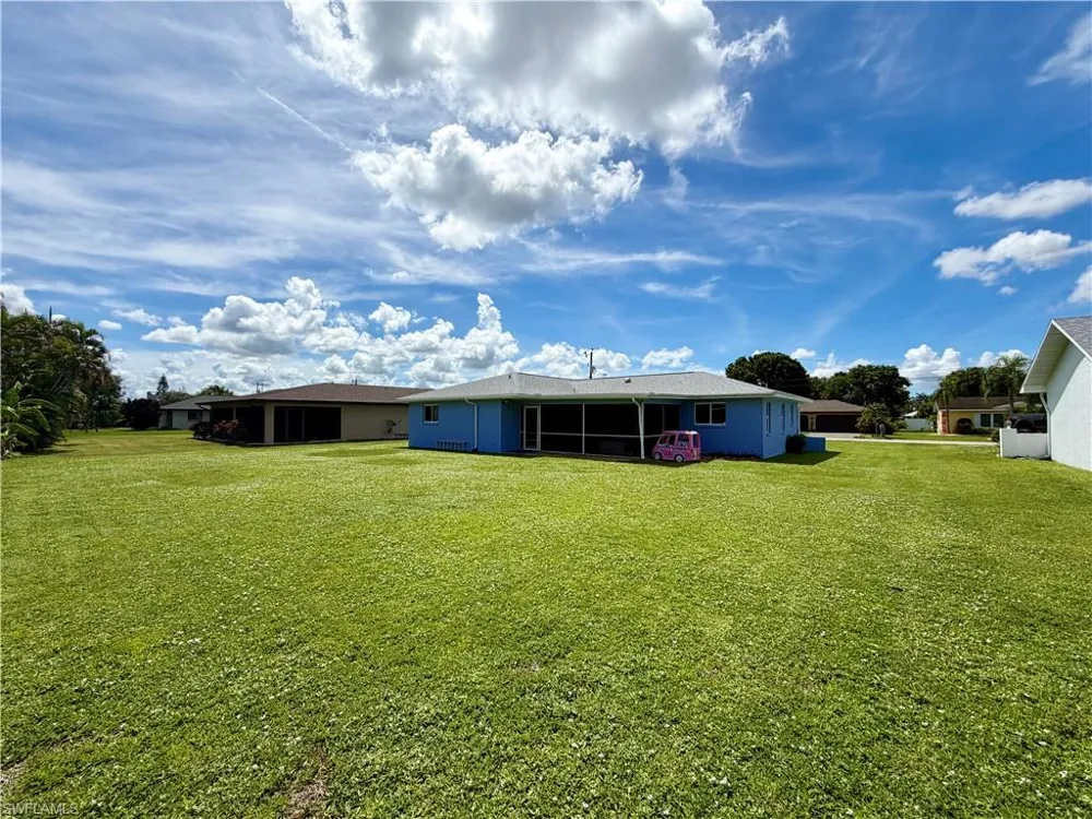 1435 SE 19th Street Cape Coral, FL 33990