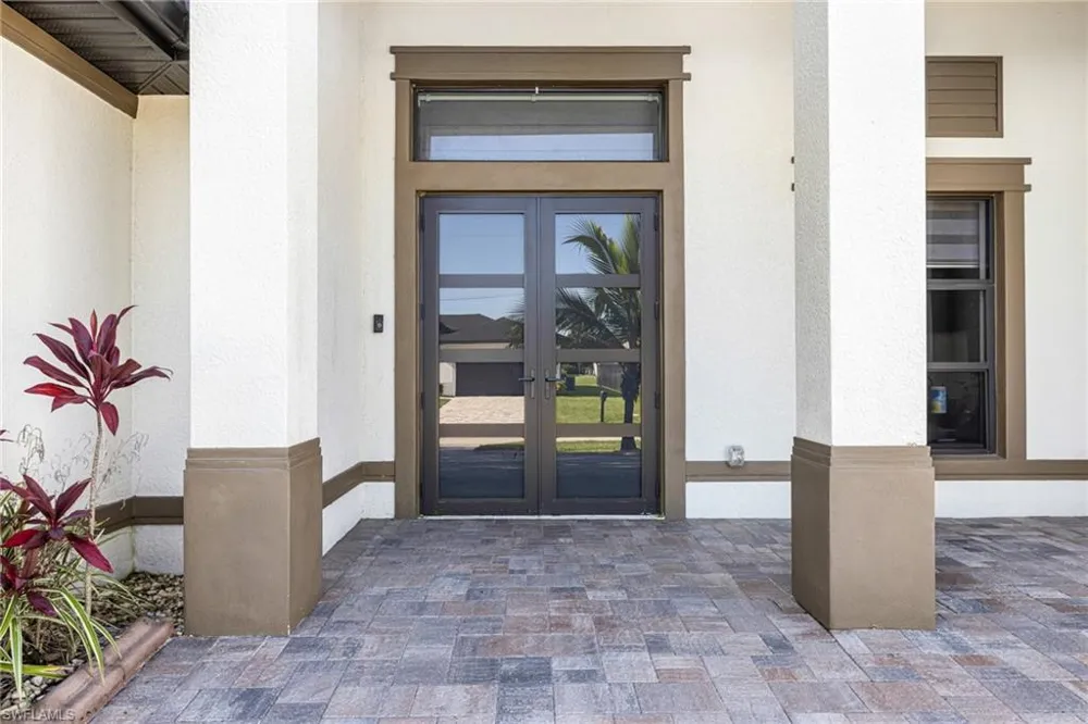 2202 NE 5th Terrace Cape Coral, FL 33909