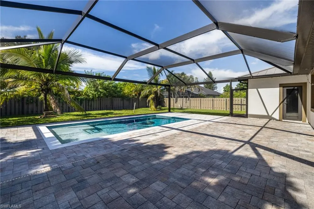 2202 NE 5th Terrace Cape Coral, FL 33909