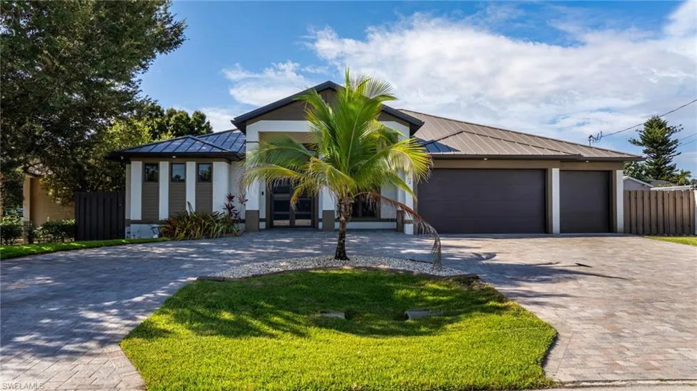 2202 NE 5th Terrace Cape Coral, FL 33909
