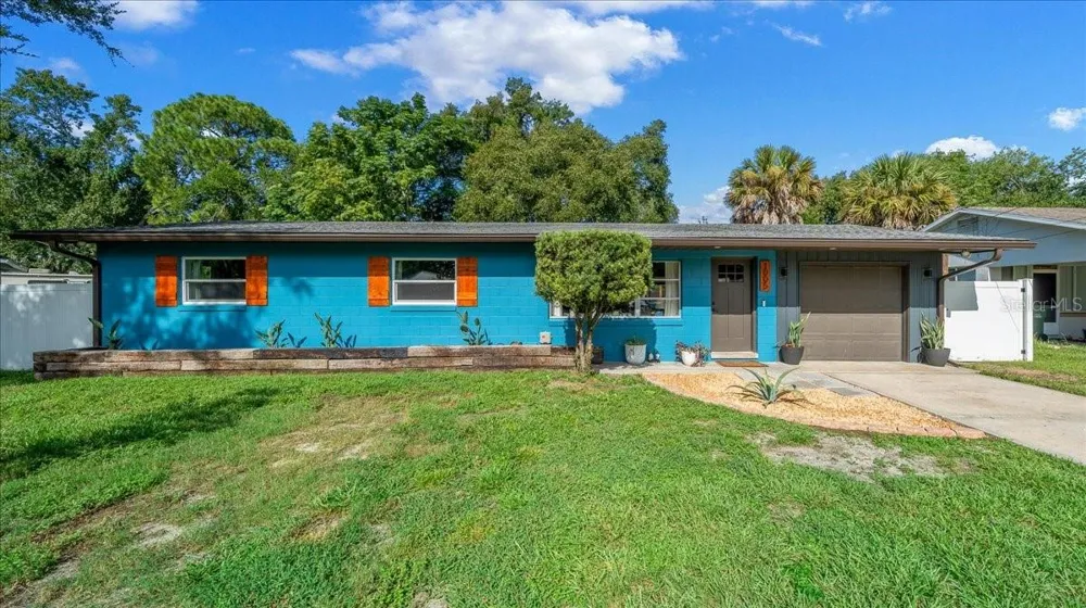 1005 PERKINS STREET Leesburg, FL 34748