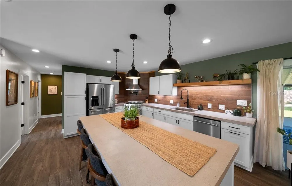 1005 PERKINS STREET Leesburg, FL 34748