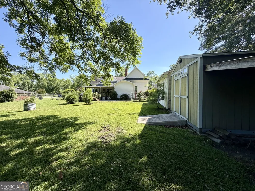312 N Line ST Dexter, GA 31019