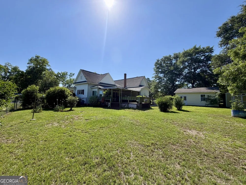 312 N Line ST Dexter, GA 31019