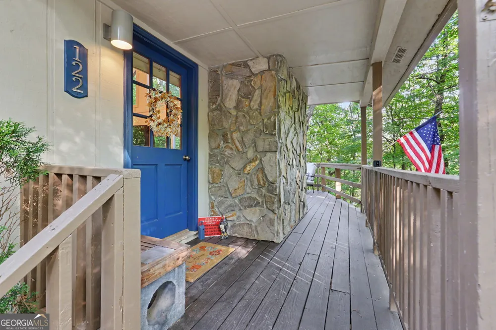 122 Navigator LN Tiger, GA 30576