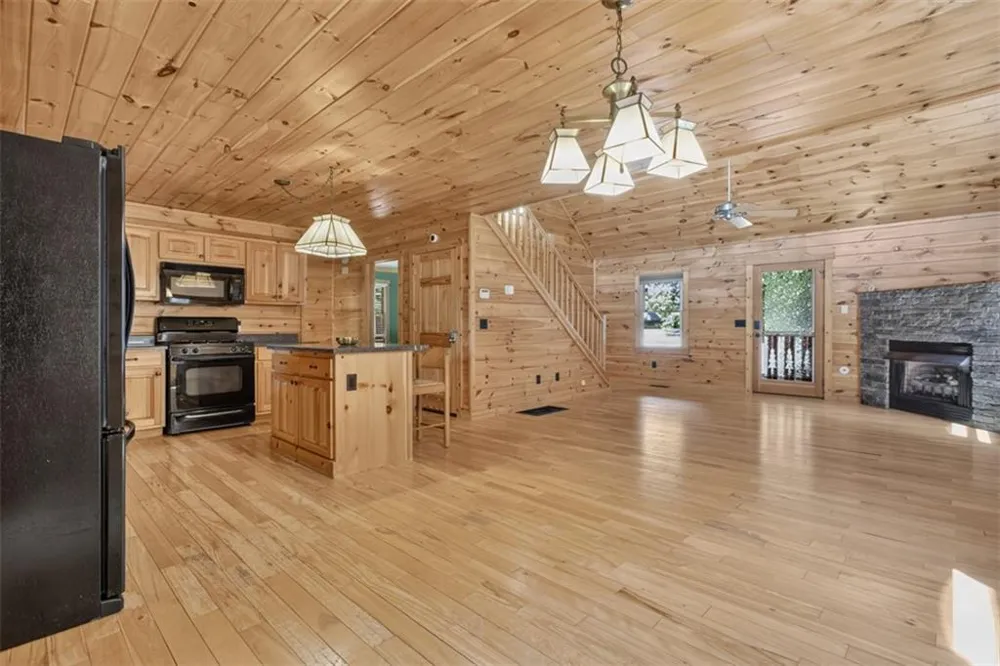 388 Palisade Drive Ellijay, GA 30540