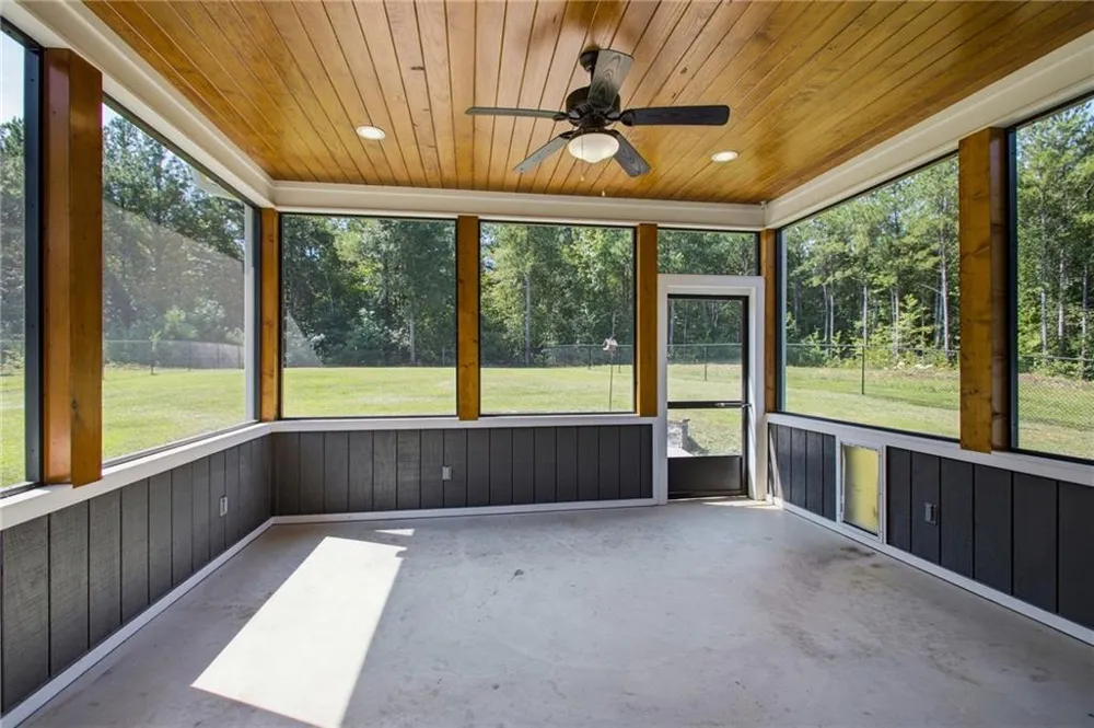 368 Pine Road Rockmart, GA 30153