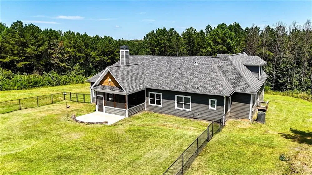368 Pine Road Rockmart, GA 30153