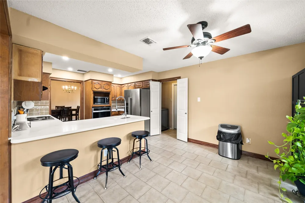 342 Hillcroft Drive Duncanville, TX 75137
