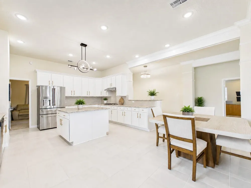 2101 Kimberly Way League City, TX 77539
