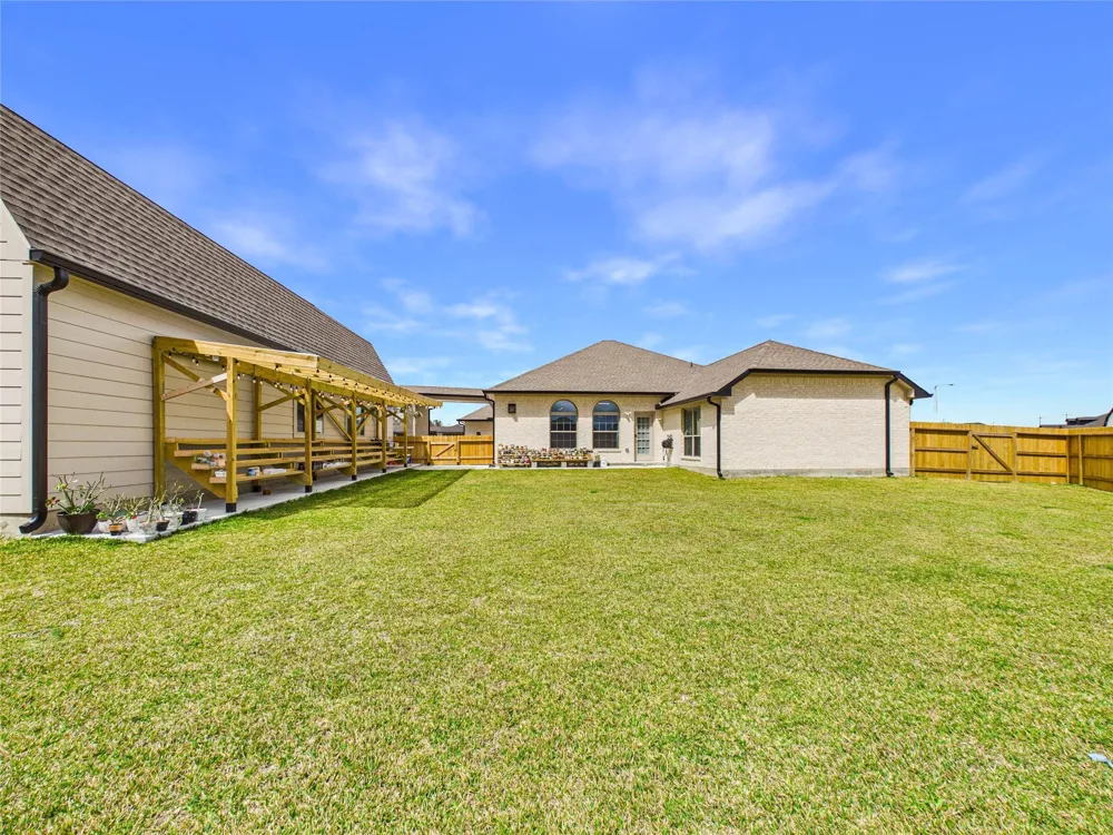 2101 Kimberly Way League City, TX 77539