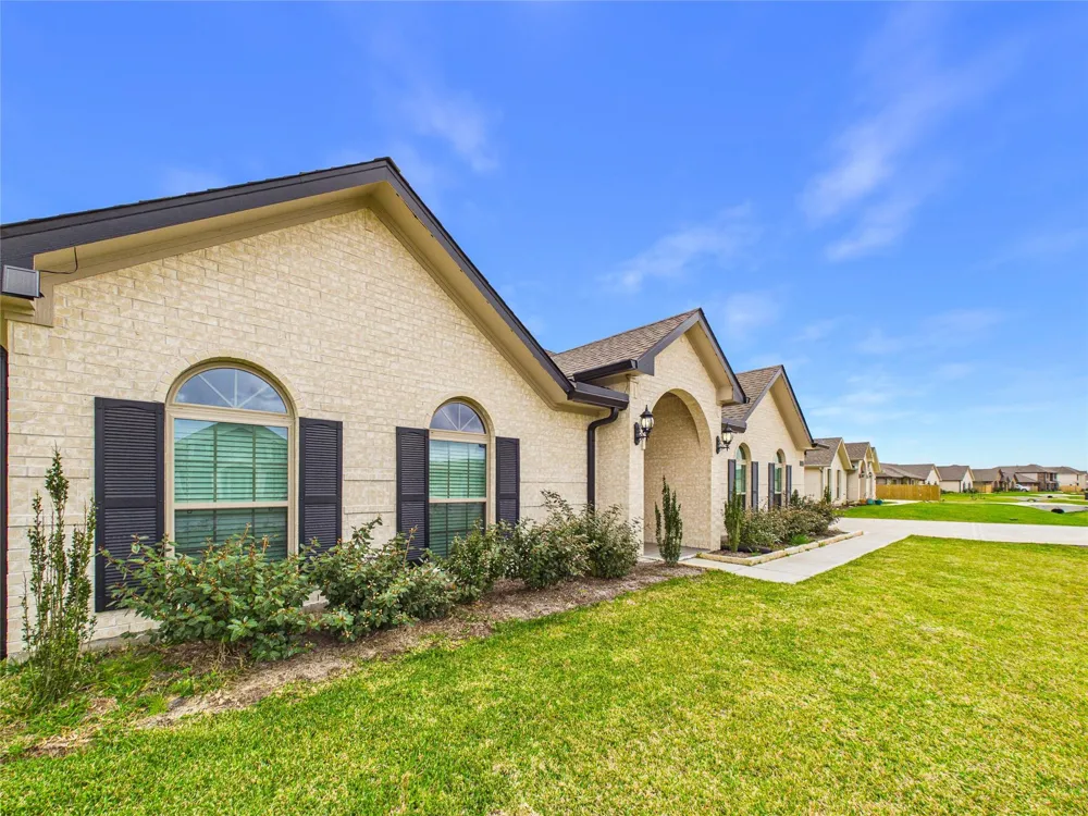 2101 Kimberly Way League City, TX 77539