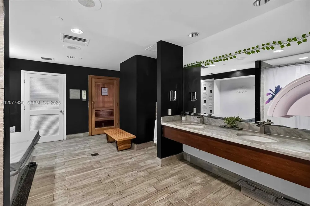 1000 West Ave #509 Miami Beach, FL 33139