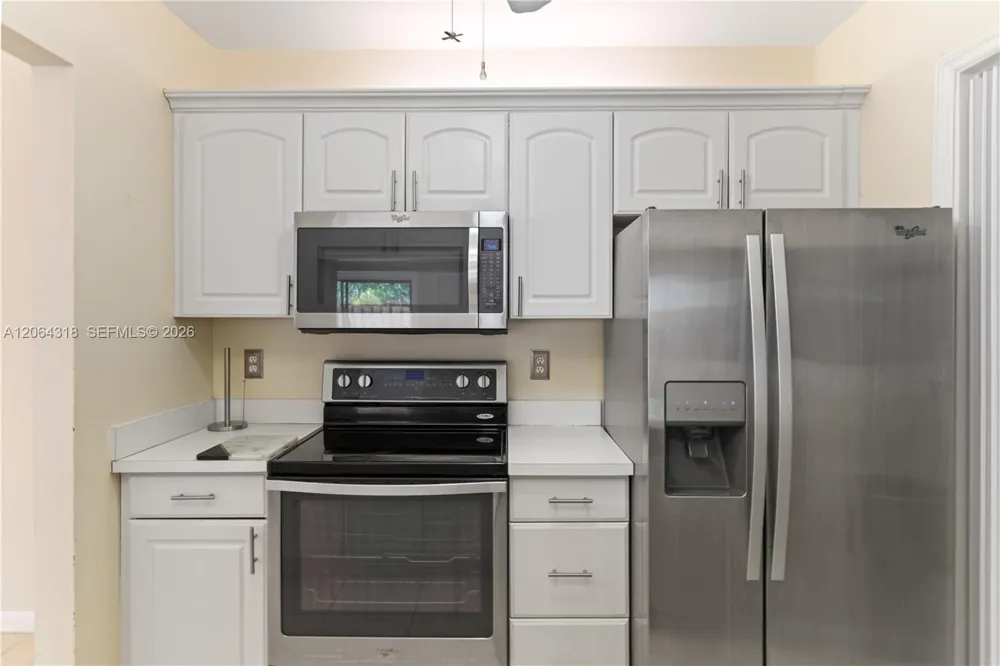 2734 Nob Hill Rd Sunrise, FL 33322