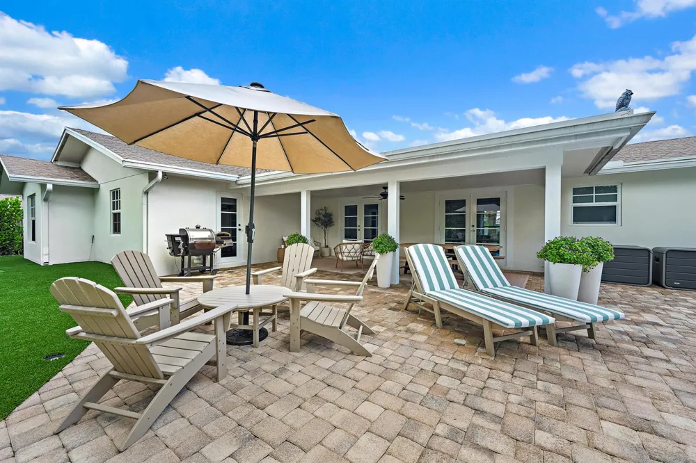 215 Golfview Drive Tequesta, FL 33469