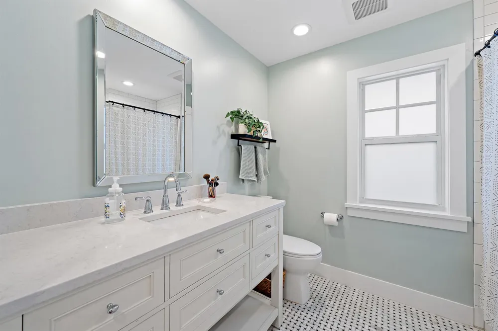 215 Golfview Drive Tequesta, FL 33469