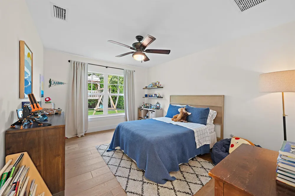 215 Golfview Drive Tequesta, FL 33469