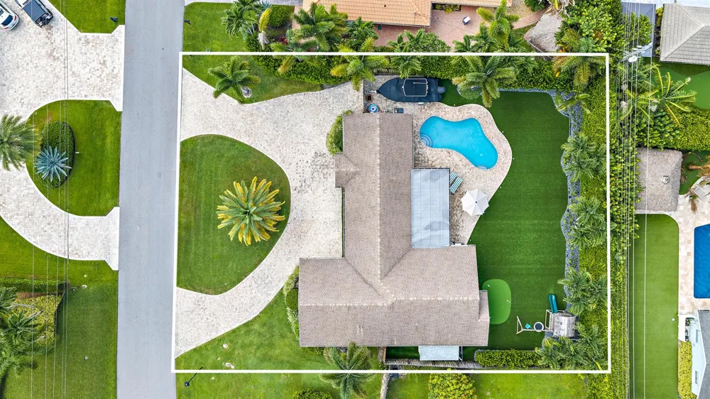 215 Golfview Drive Tequesta, FL 33469