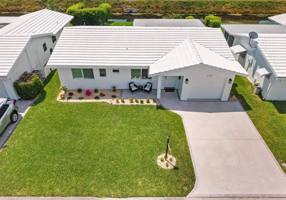 2390 SW 14th Avenue Boynton Beach, FL 33426