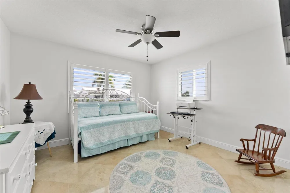 2390 SW 14th Avenue Boynton Beach, FL 33426